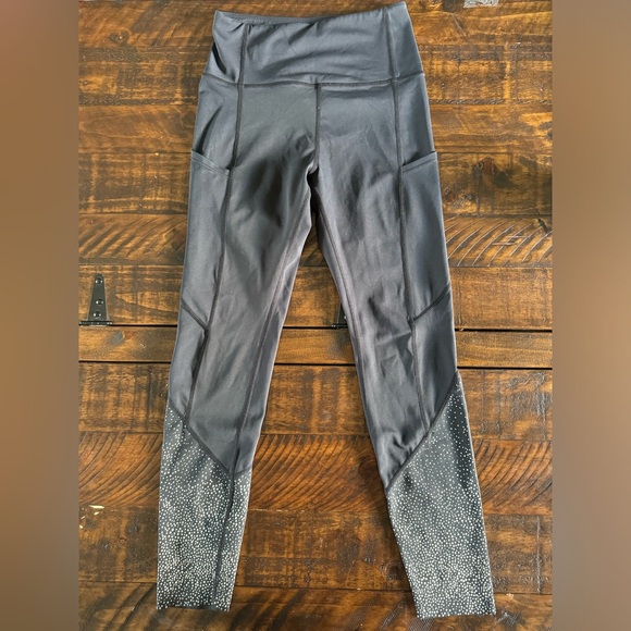 Zyia Black Reflective Pocket Light N Tight Hi-rise 7/8 26” Leggings Size 2 - Picture 7 of 10